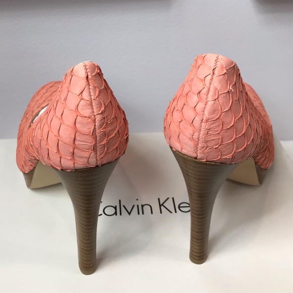 Calvin Klein- KENDALL Fish Skin Heels - Picture 6 of 7